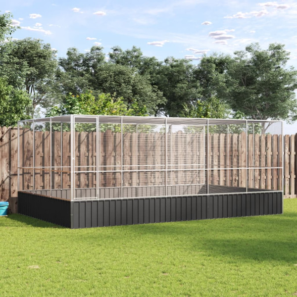 Pajarera con extensión de acero color plateado 518x307x212 cm