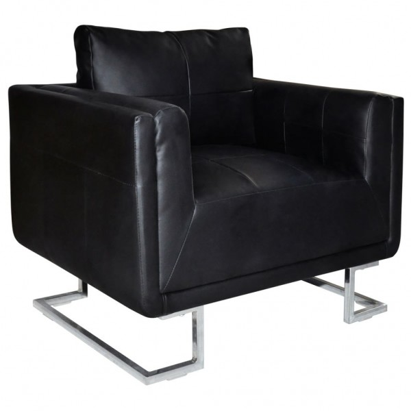Sillón con patas cromadas y cuero artificial negro